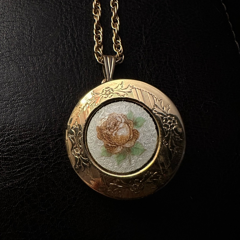 Gold rose locket with gold chain